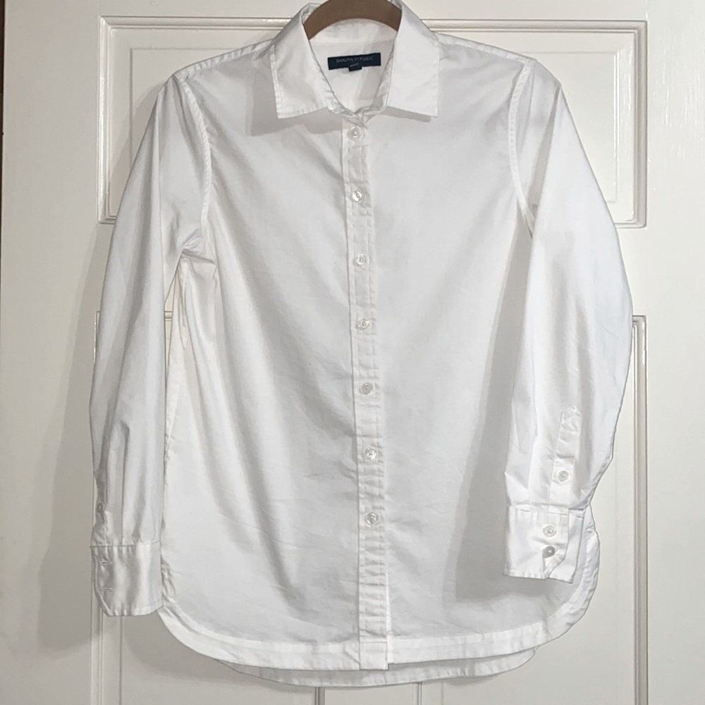 Banana Republic Petite White Button Down
